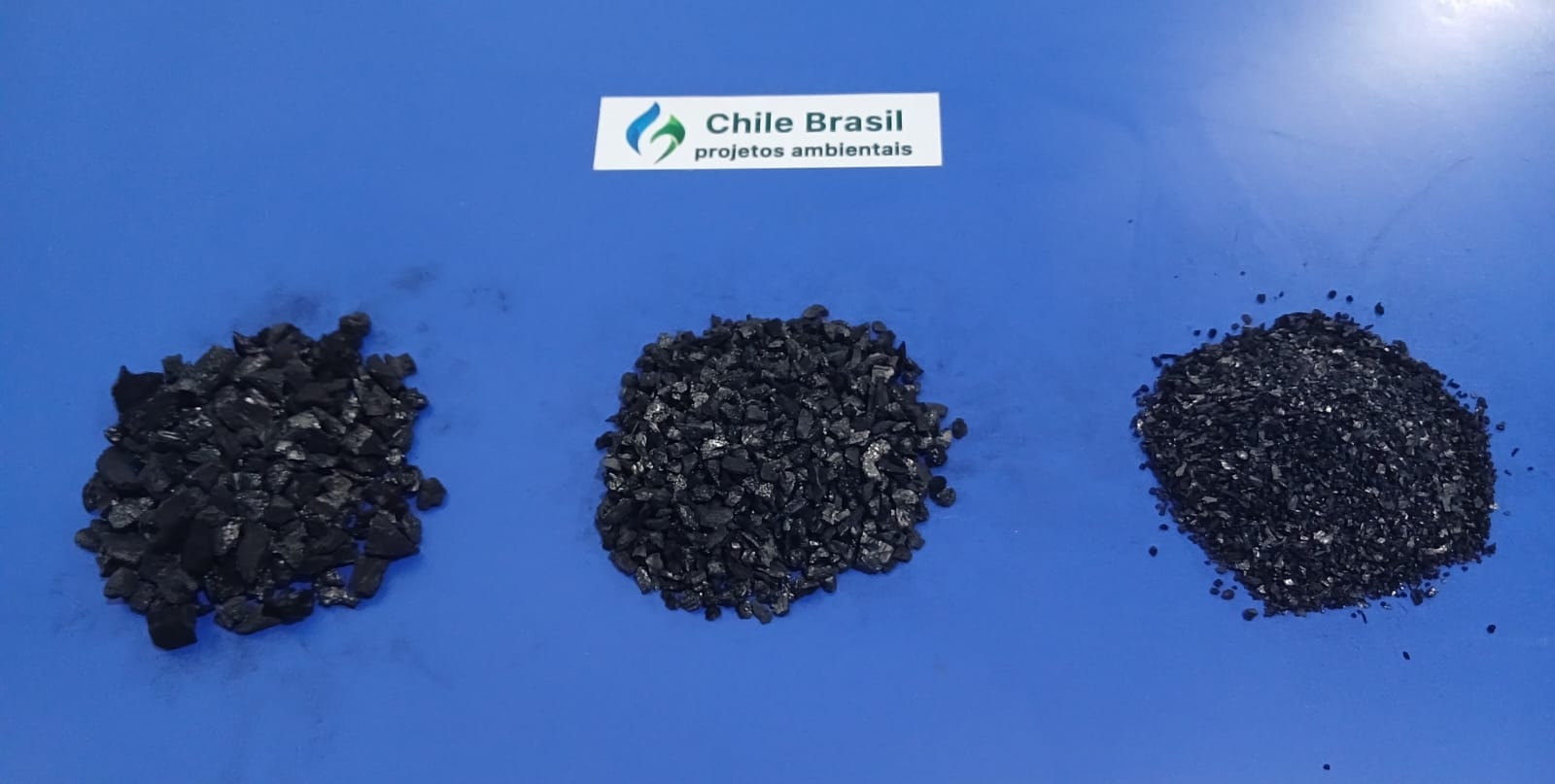 Imagem Carvão ativado vegetal granulado para tratamento de água